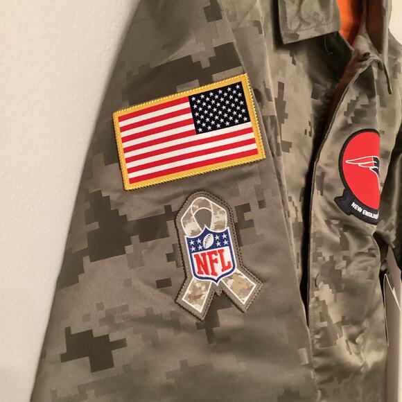 New England Patriots Men's Medium Nike Button Down Camouflage Coat Jacket NWT - Picture 5 of 7